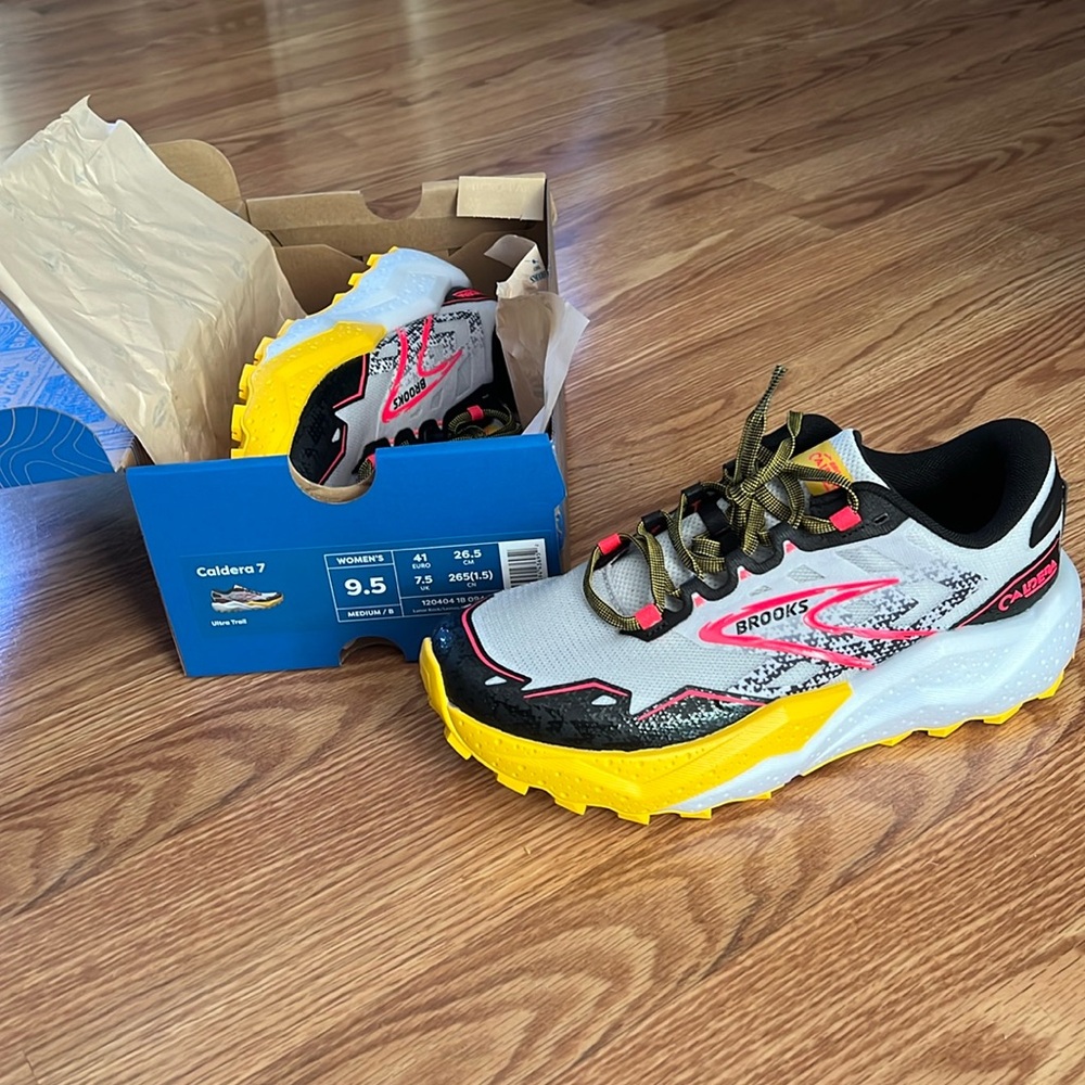 Women’s Brooks Caldera 7 - size 9.5